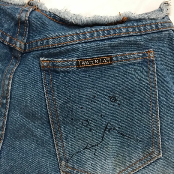 Denim Booty Shorts - Picture 4 of 5